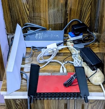 Equipement reseau NUMERIS — routeur switch cablage